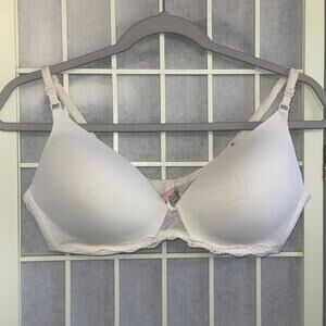 VTG Y2K Victoria’s Secret Dream Angels White Lace Lined No Wire Wireless Bra 36C